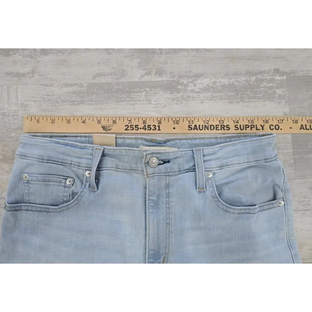 Levi's 725 High Rise Bootcut Jeans Women's NWT Size 32 Light Wash Frayed Raw Hem